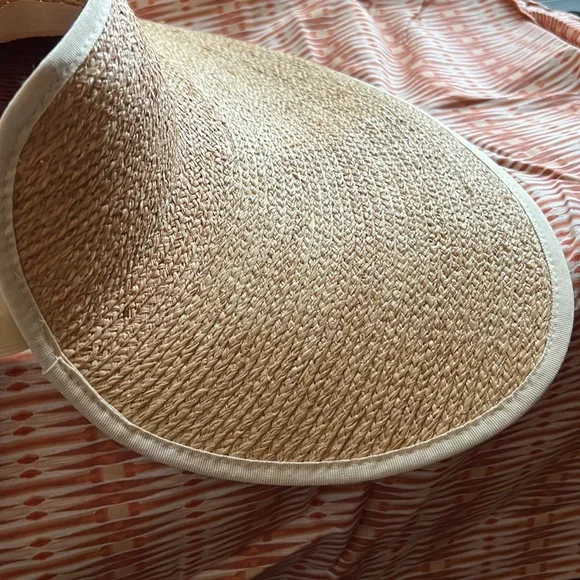 Final Price Drop!!!! NWT Florabella Abigail Natural - Picture 8 of 10